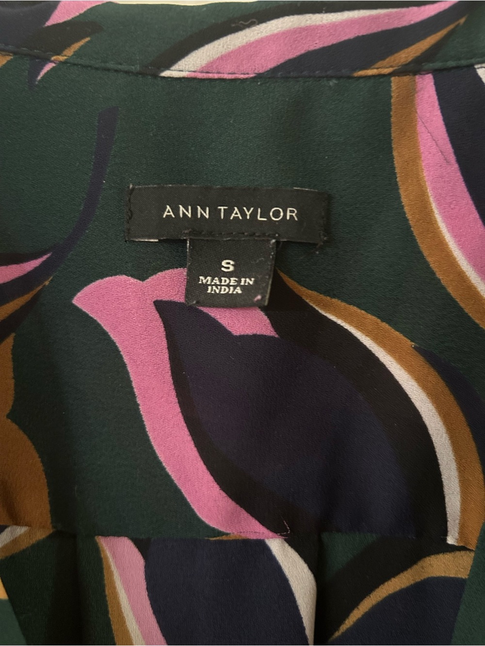 Ann Taylor Longsleeve Pullon Blouse S - Picture 3 of 4